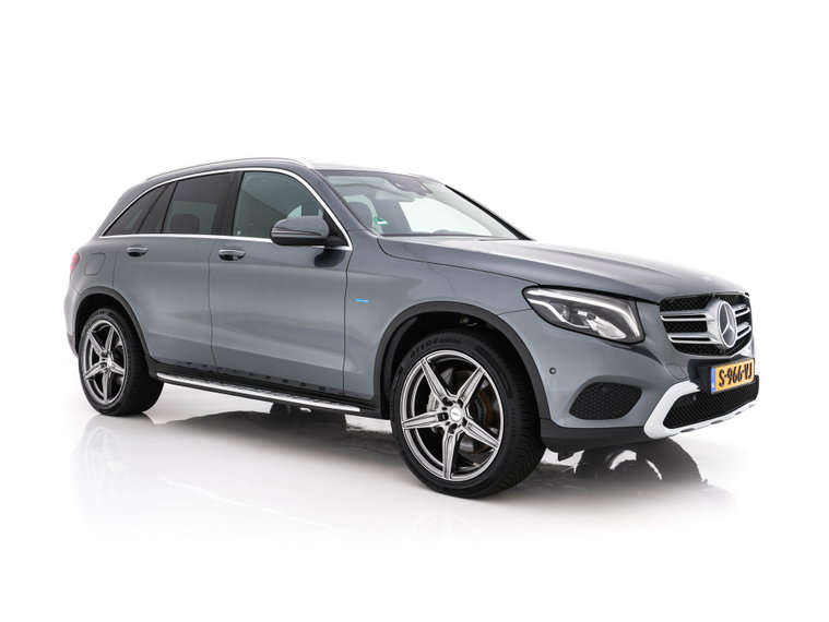 Mercedes-Benz GLC foto 1