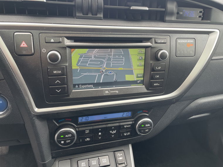 Toyota Auris Touring Sports