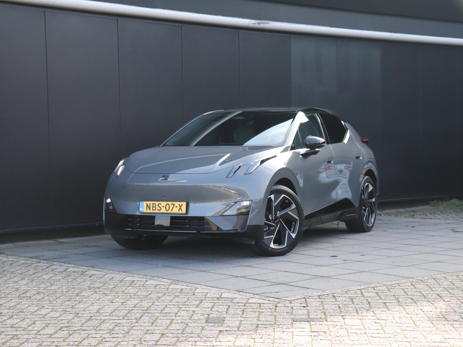 Foto van Lynk & Co 02