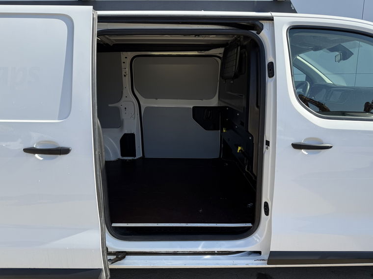 Toyota ProAce Long Worker