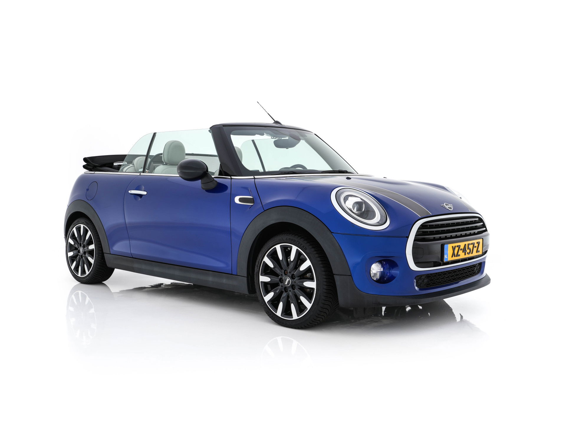 Foto van MINI Cabrio