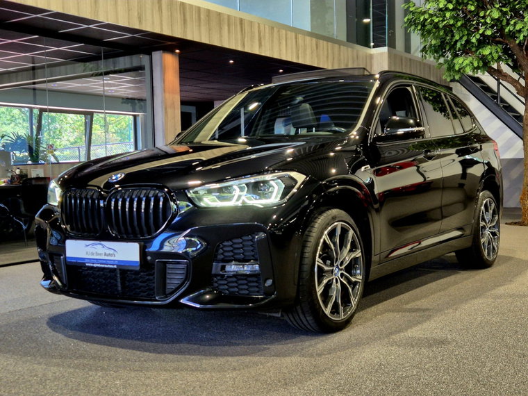 BMW X1 foto 1