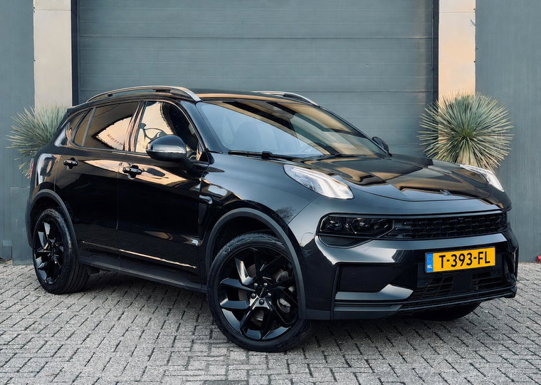 Lynk & Co 01