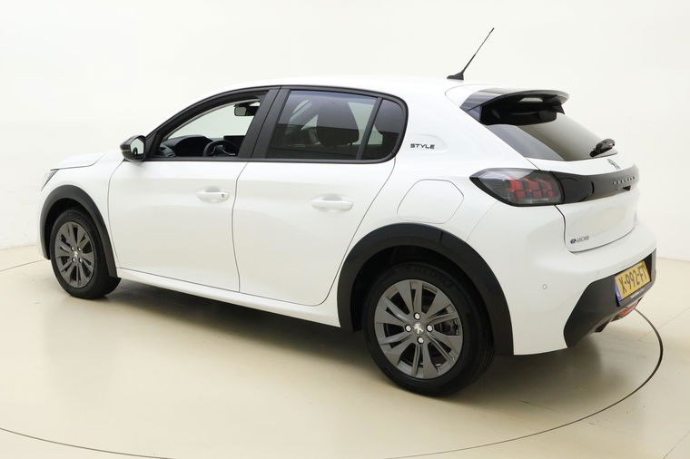 Peugeot e-208