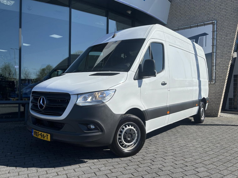 Mercedes-Benz Sprinter foto 1