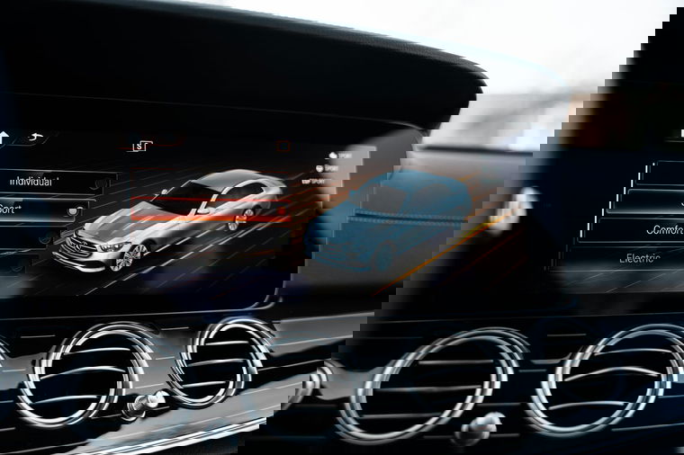 Mercedes-Benz E-Klasse