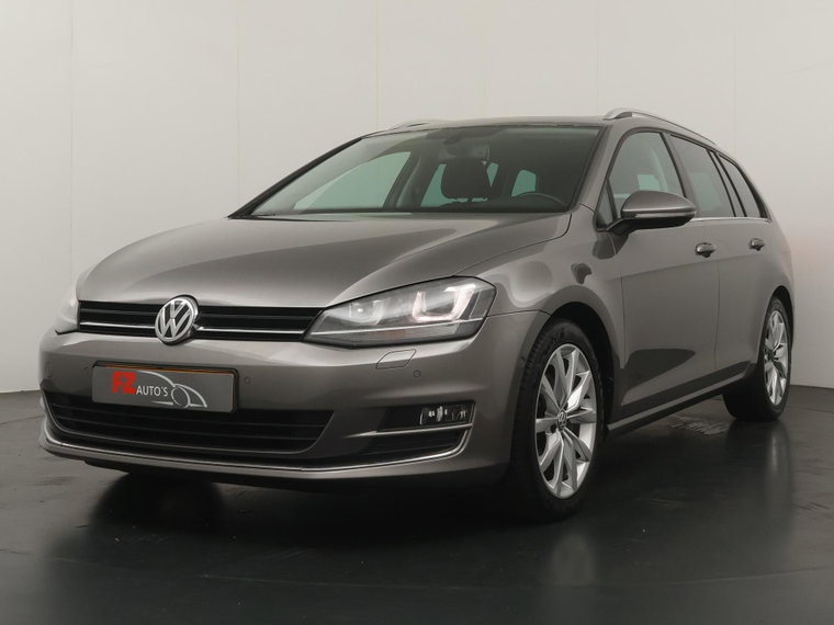 Volkswagen Golf foto 1
