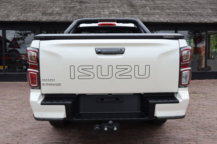 Isuzu D-max