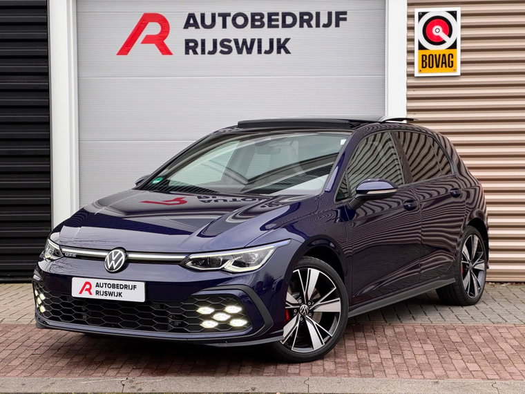 Volkswagen Golf foto 1