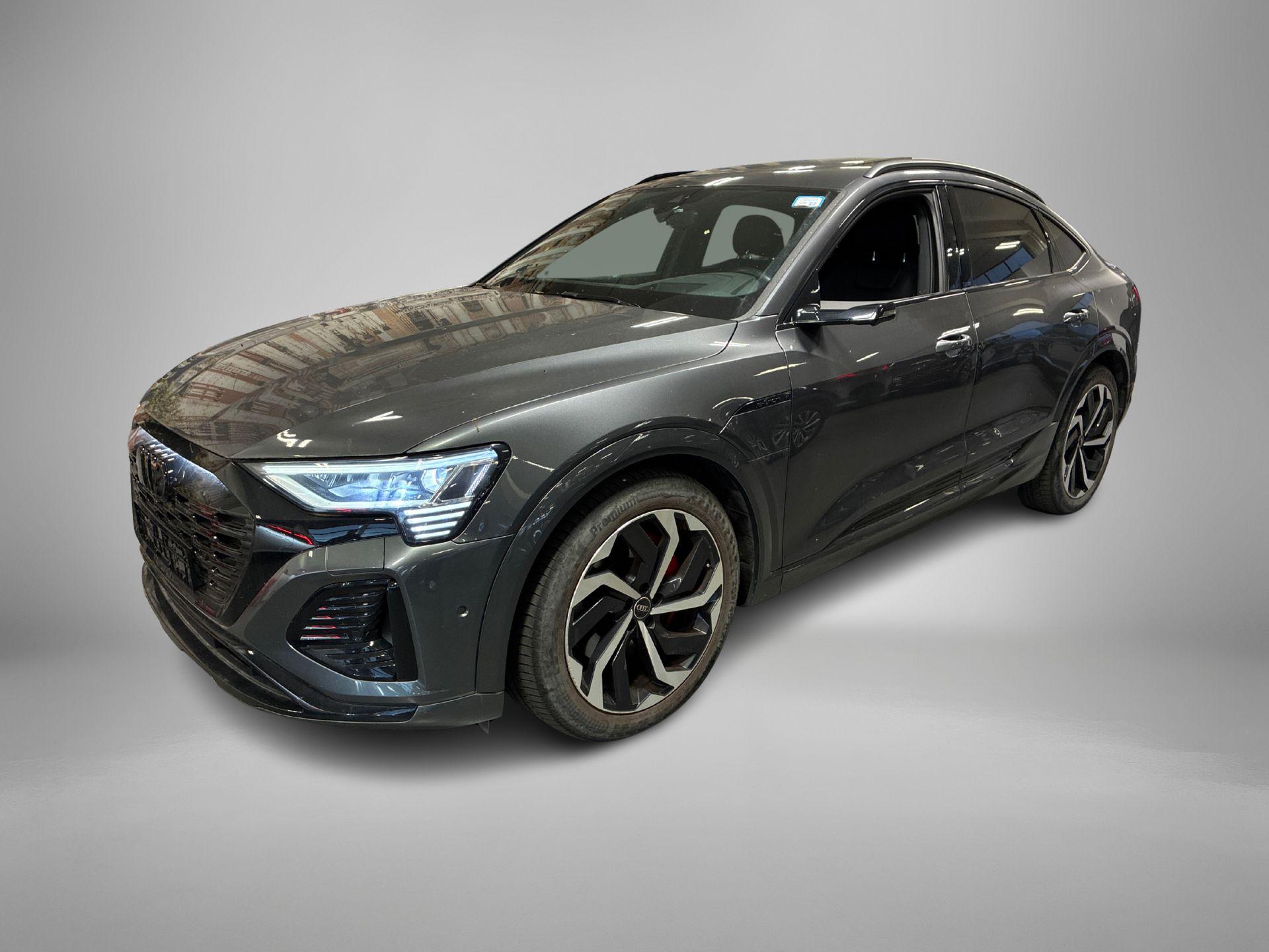 Foto van Audi Q8 Sportback e-tron