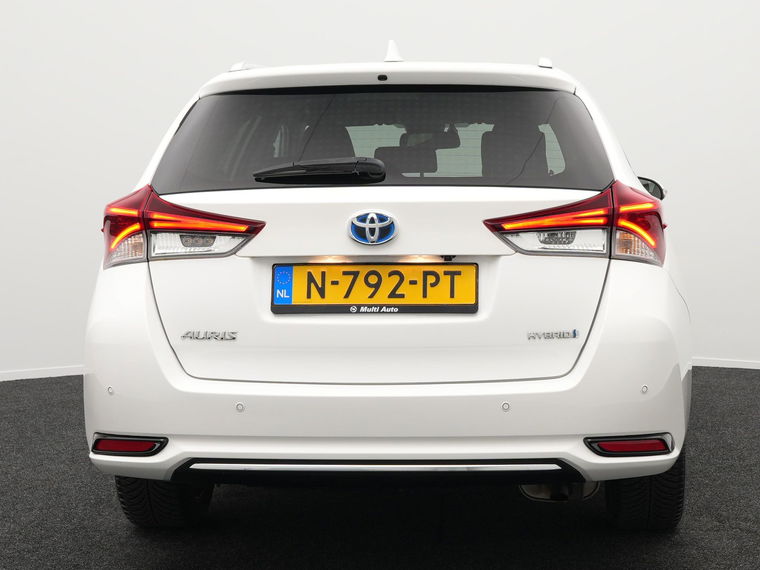 Toyota Auris Touring Sports