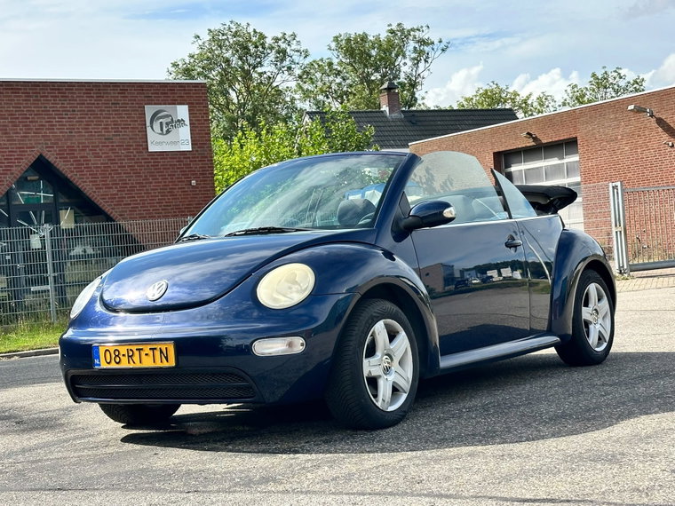 Volkswagen New Beetle foto 1