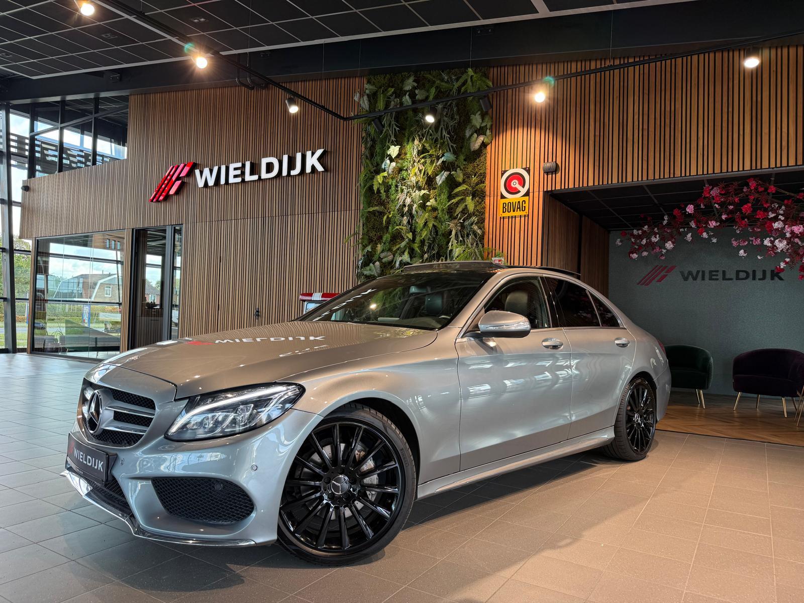 Foto van Mercedes-Benz C-Klasse