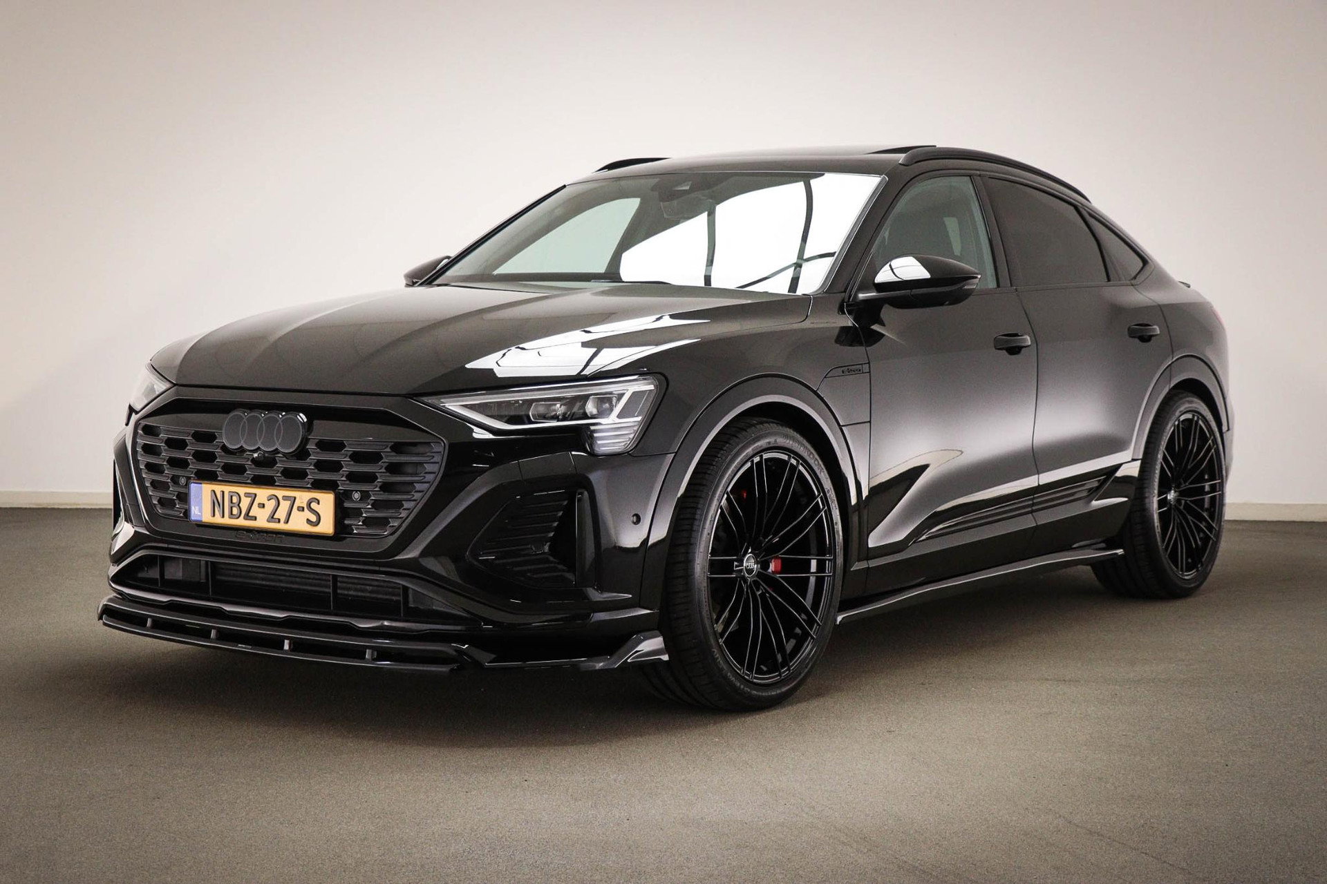 Foto van Audi Q8 Sportback e-tron