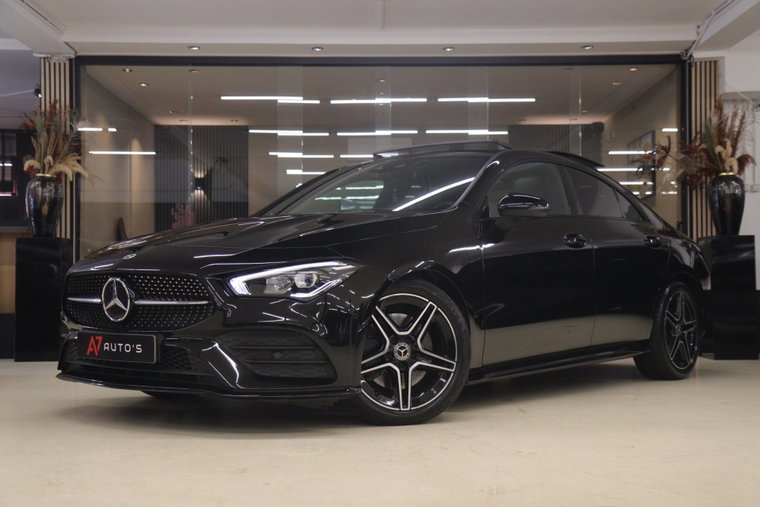 Mercedes-Benz CLA foto 1