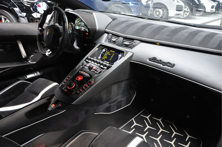Lamborghini Aventador