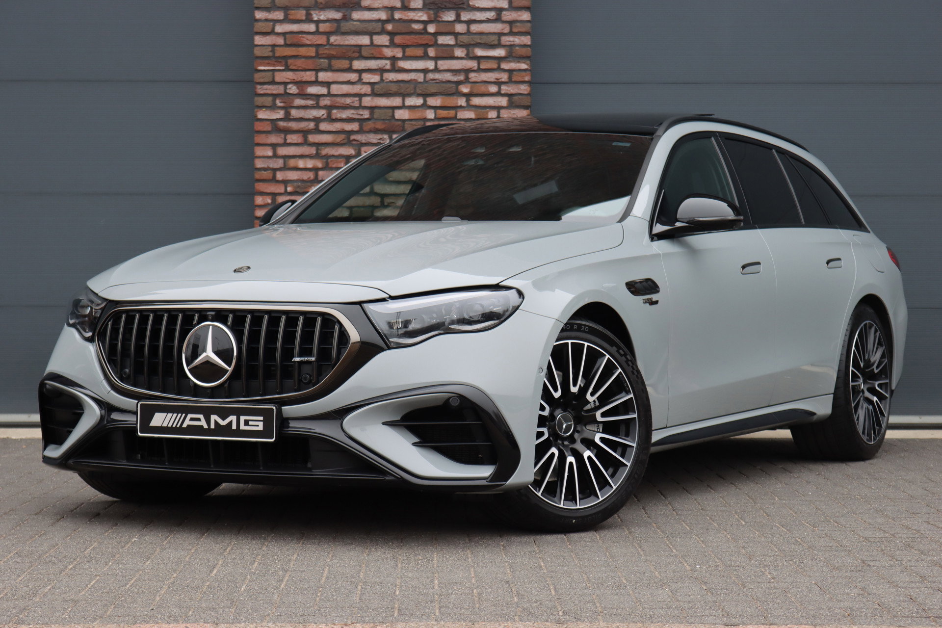 Foto van Mercedes-Benz E-Klasse