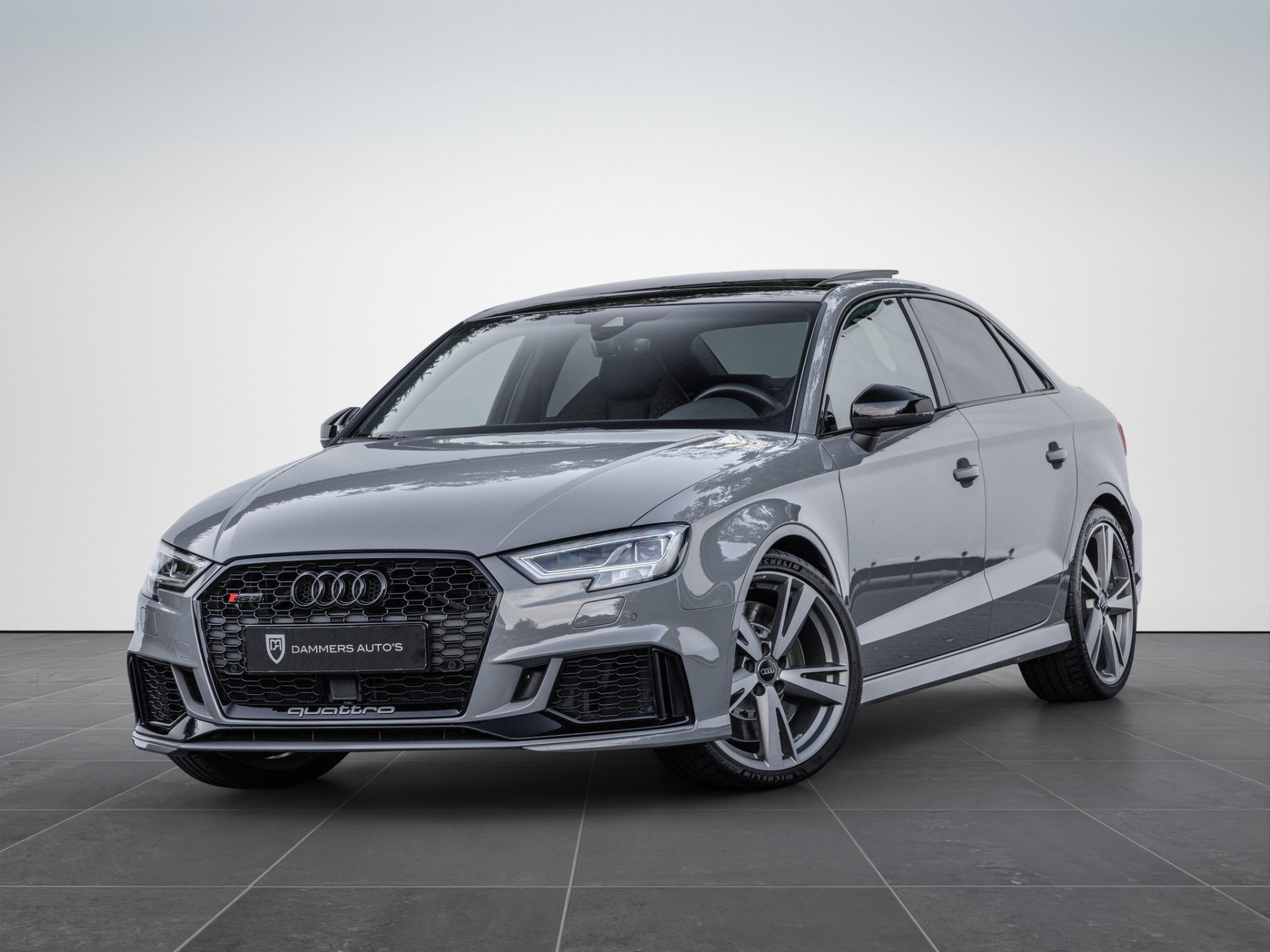Foto van Audi RS3 Limousine