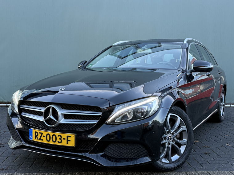 Foto van Mercedes-Benz C-Klasse