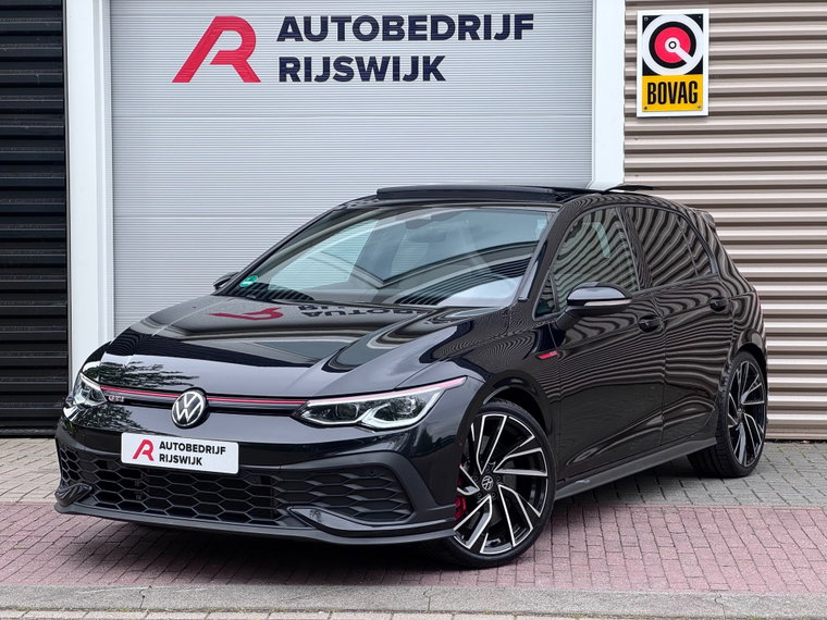 Volkswagen Golf foto 1