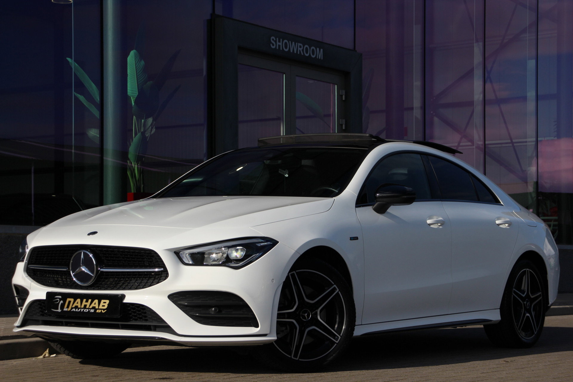 Foto van Mercedes-Benz CLA