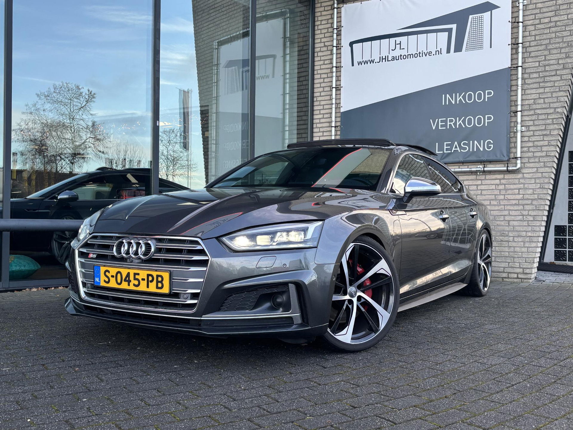 Foto van Audi S5