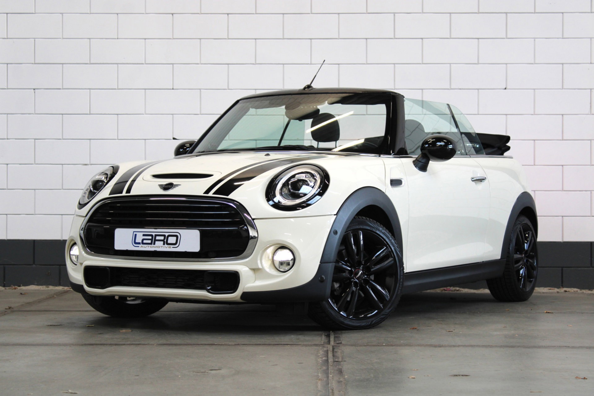 Foto van MINI Cooper Cabrio