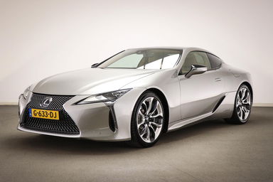 Foto van Lexus LC