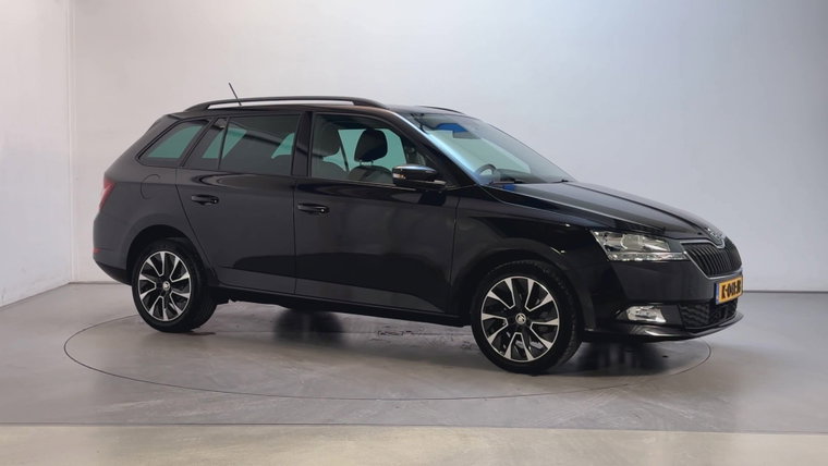 Škoda Fabia foto 1