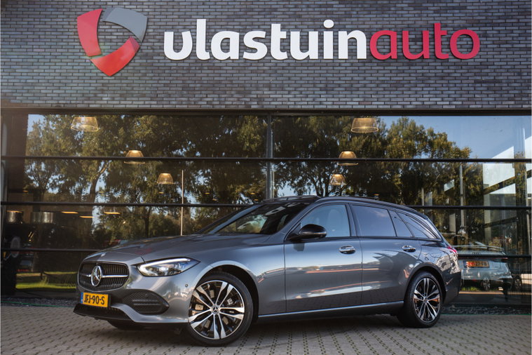 Mercedes-Benz C-Klasse foto 1