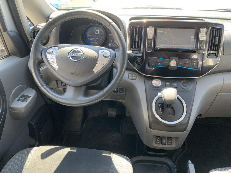 Nissan E-NV200