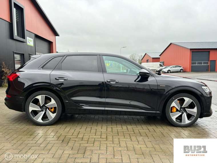 Foto van Audi e-tron