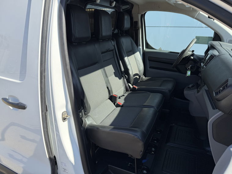 Toyota ProAce Long Worker
