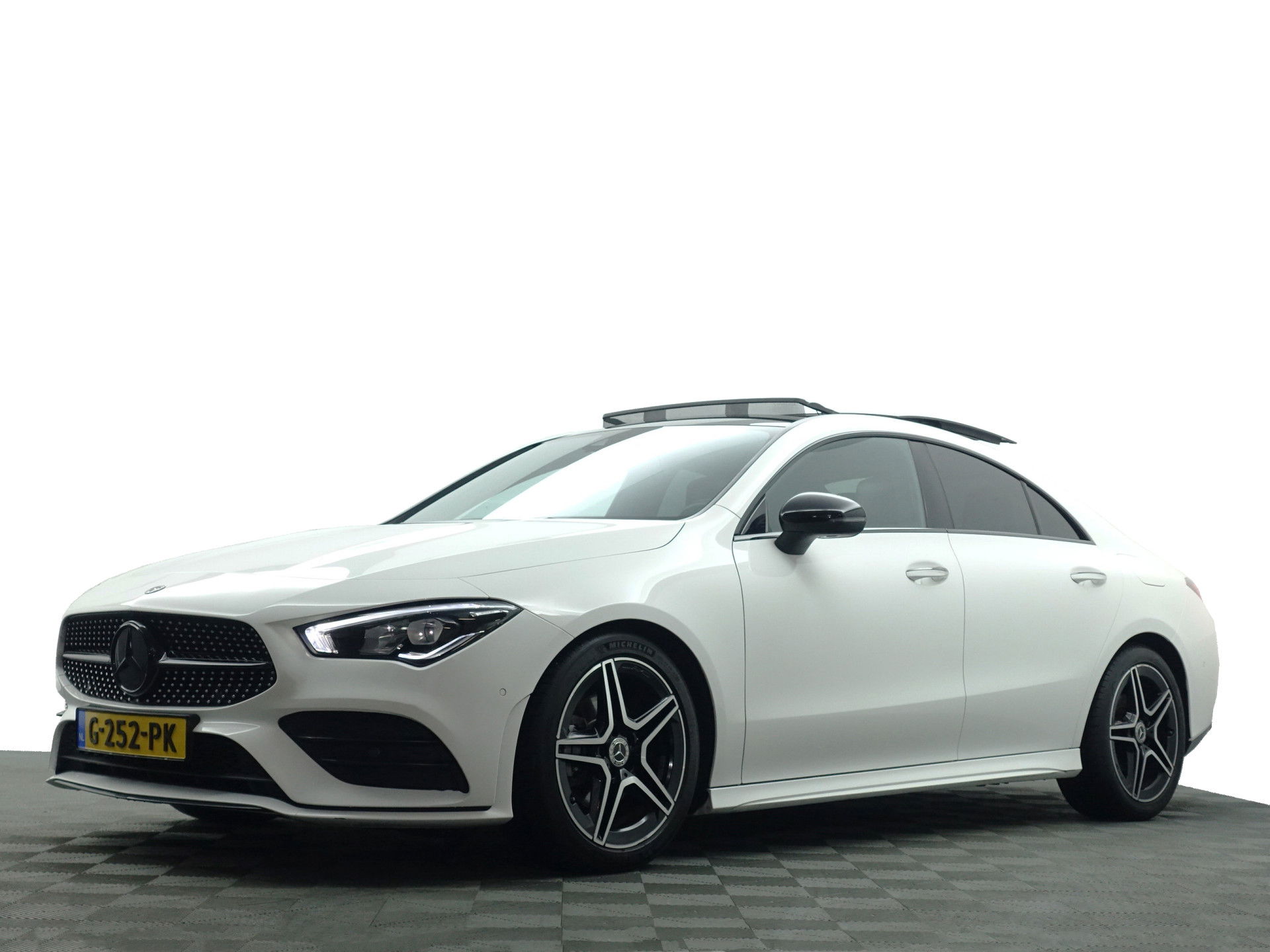Foto van Mercedes-Benz CLA-Klasse