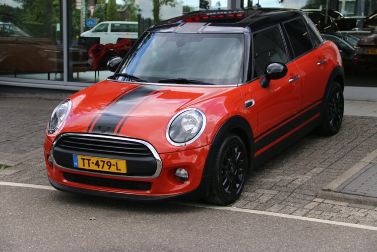 Foto van MINI One