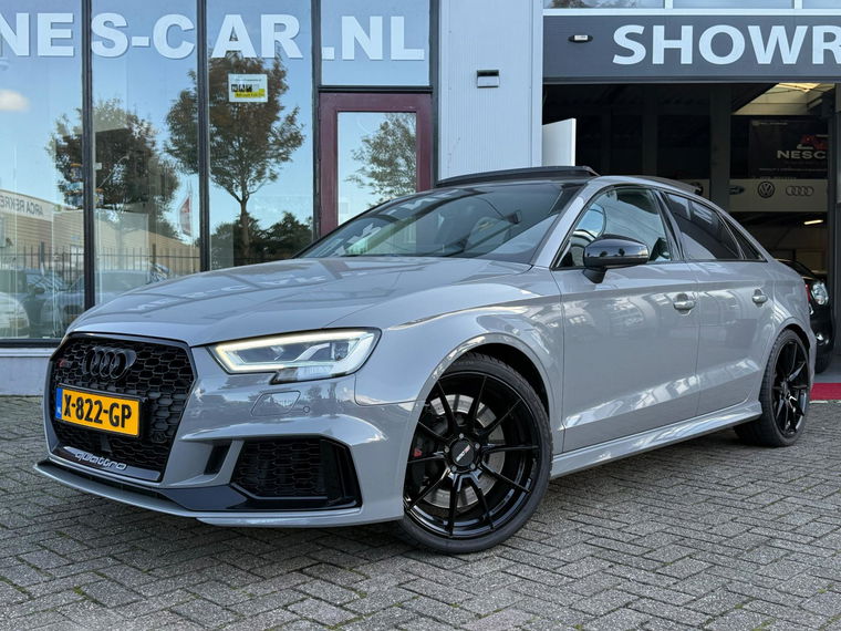 Foto van Audi RS 3 Limousine