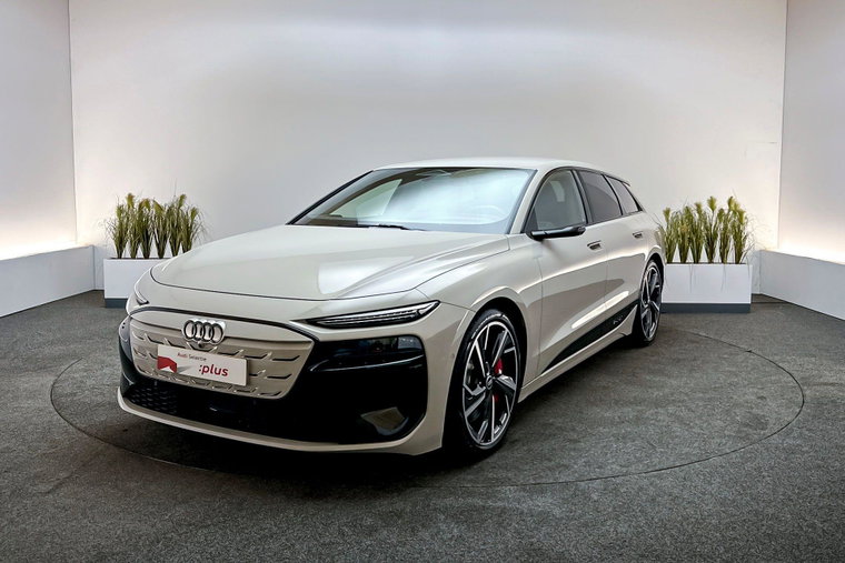 Foto van Audi S6 Avant e-tron