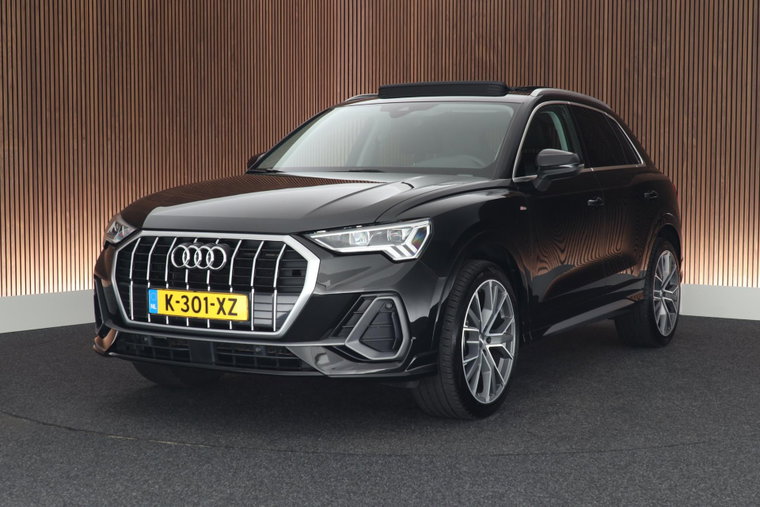 Audi Q3 foto 1