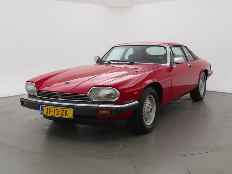 Jaguar XJ foto 1