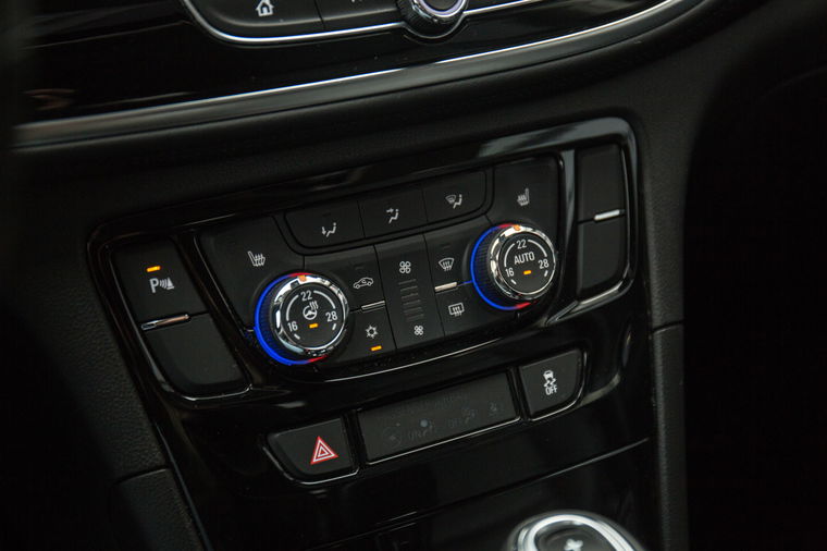 Opel Mokka X