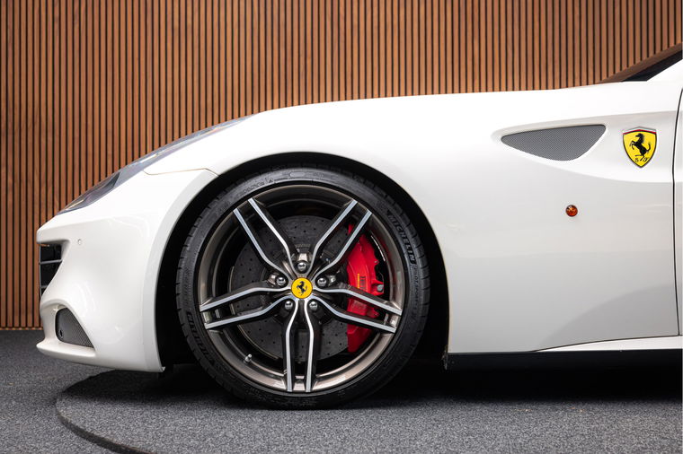 Ferrari FF