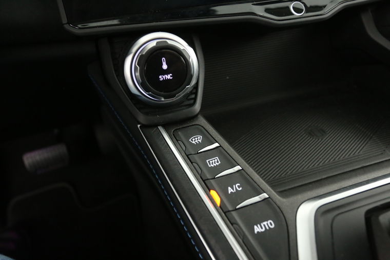 Lynk Co 01