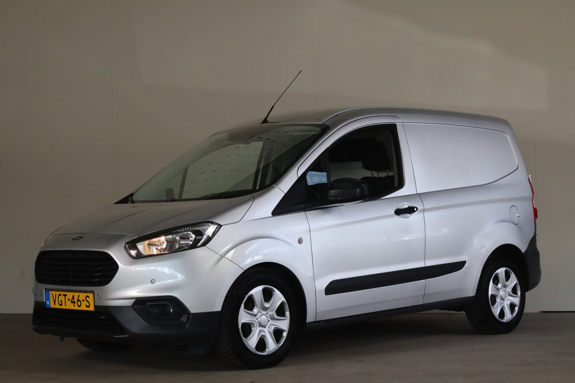 Foto van Ford Transit Courier