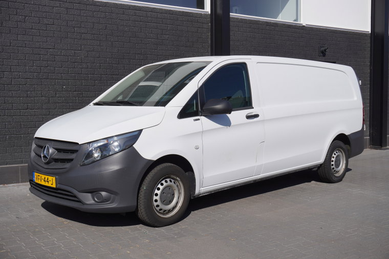Mercedes-Benz Vito foto 1