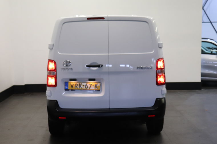 Toyota ProAce Worker