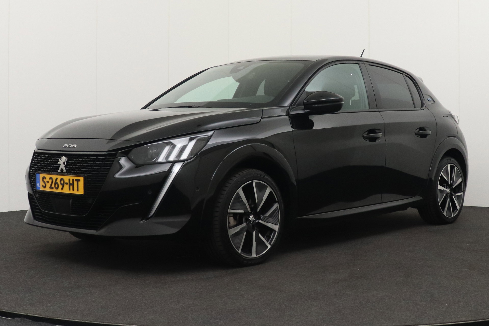 Foto van Peugeot e-208