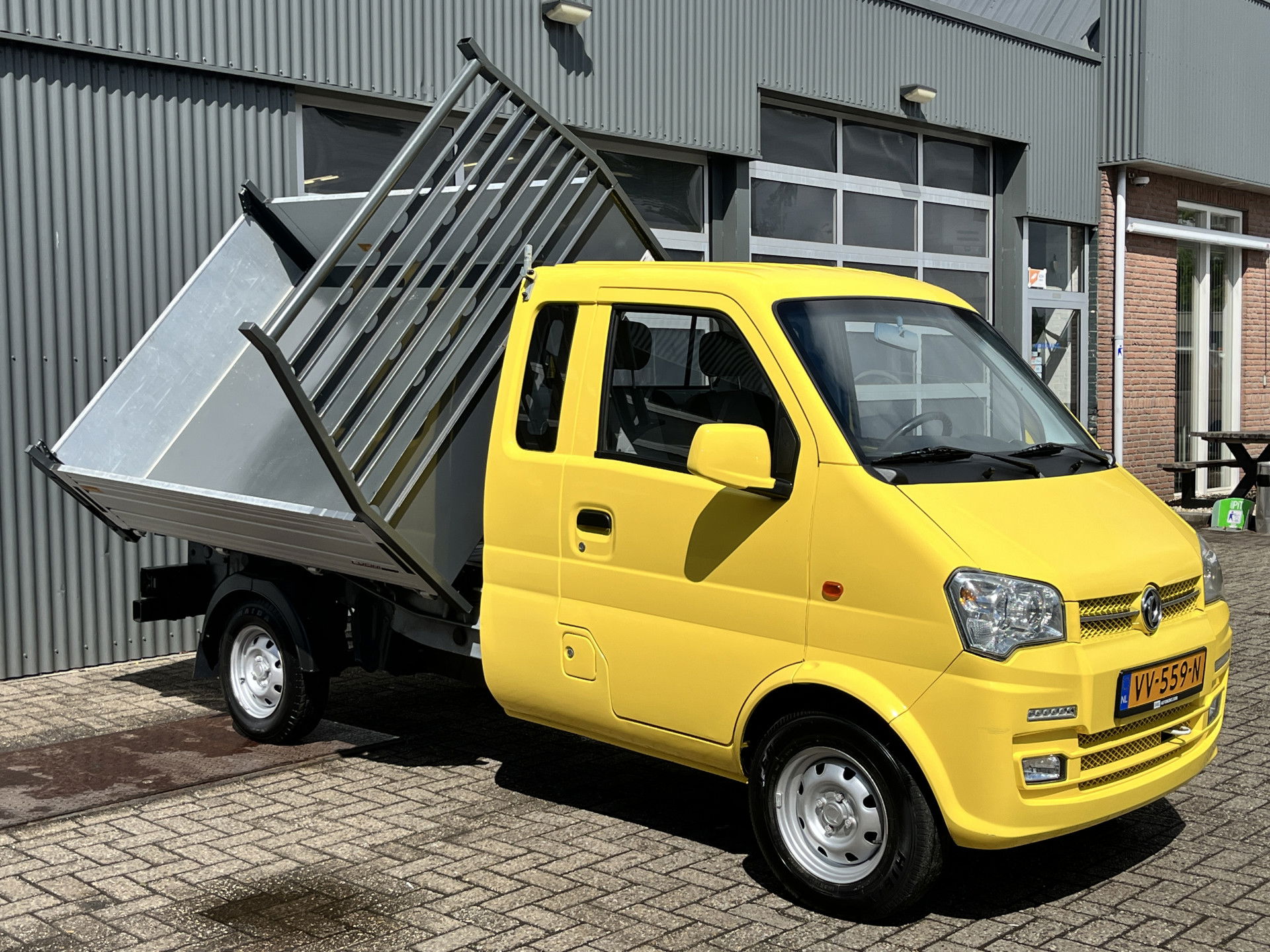 Foto van DFSK K-serie