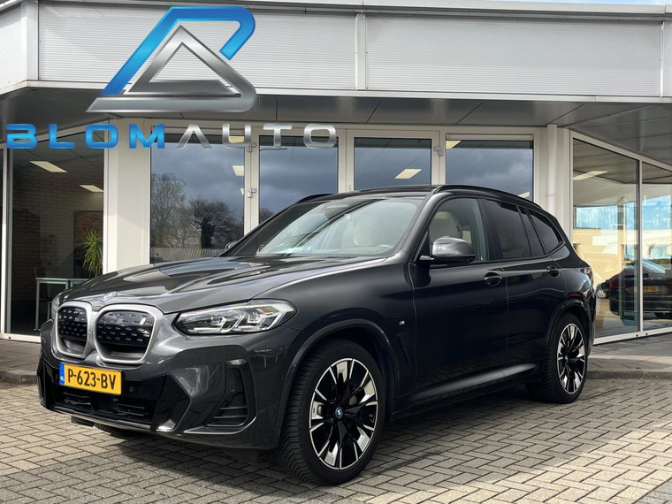 Foto van BMW iX3
