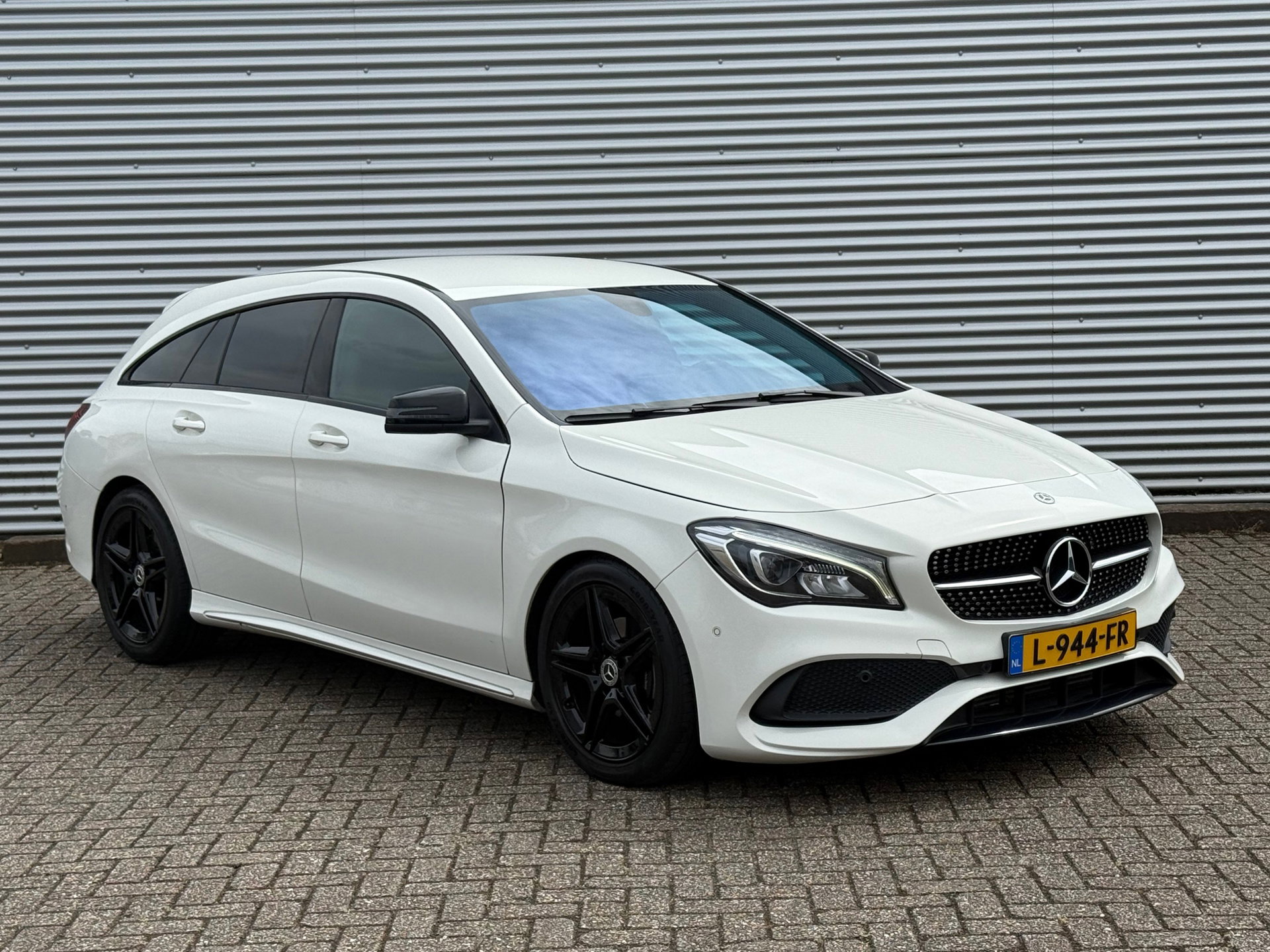 Foto van Mercedes-Benz CLA