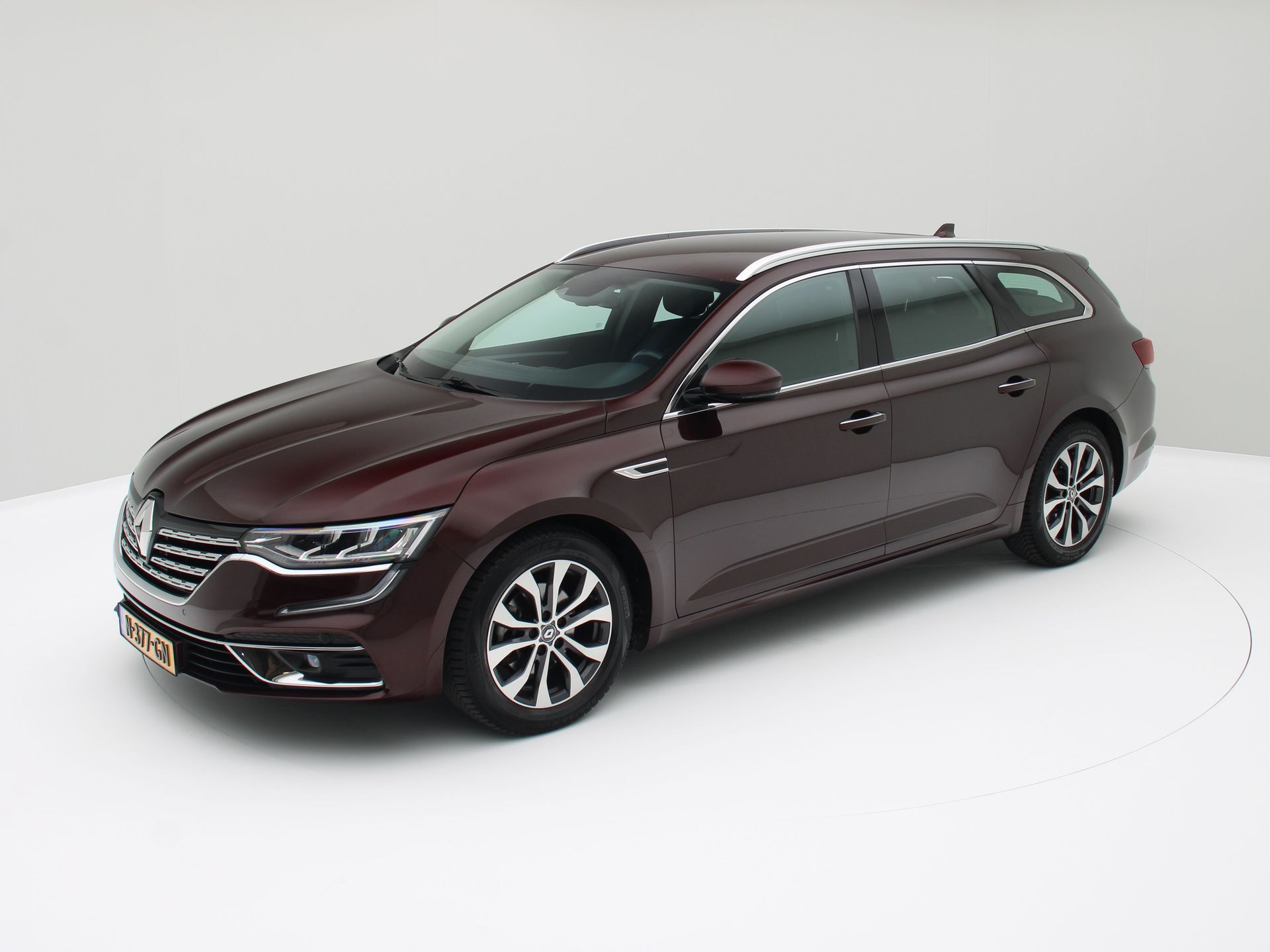 Foto van Renault Talisman Estate